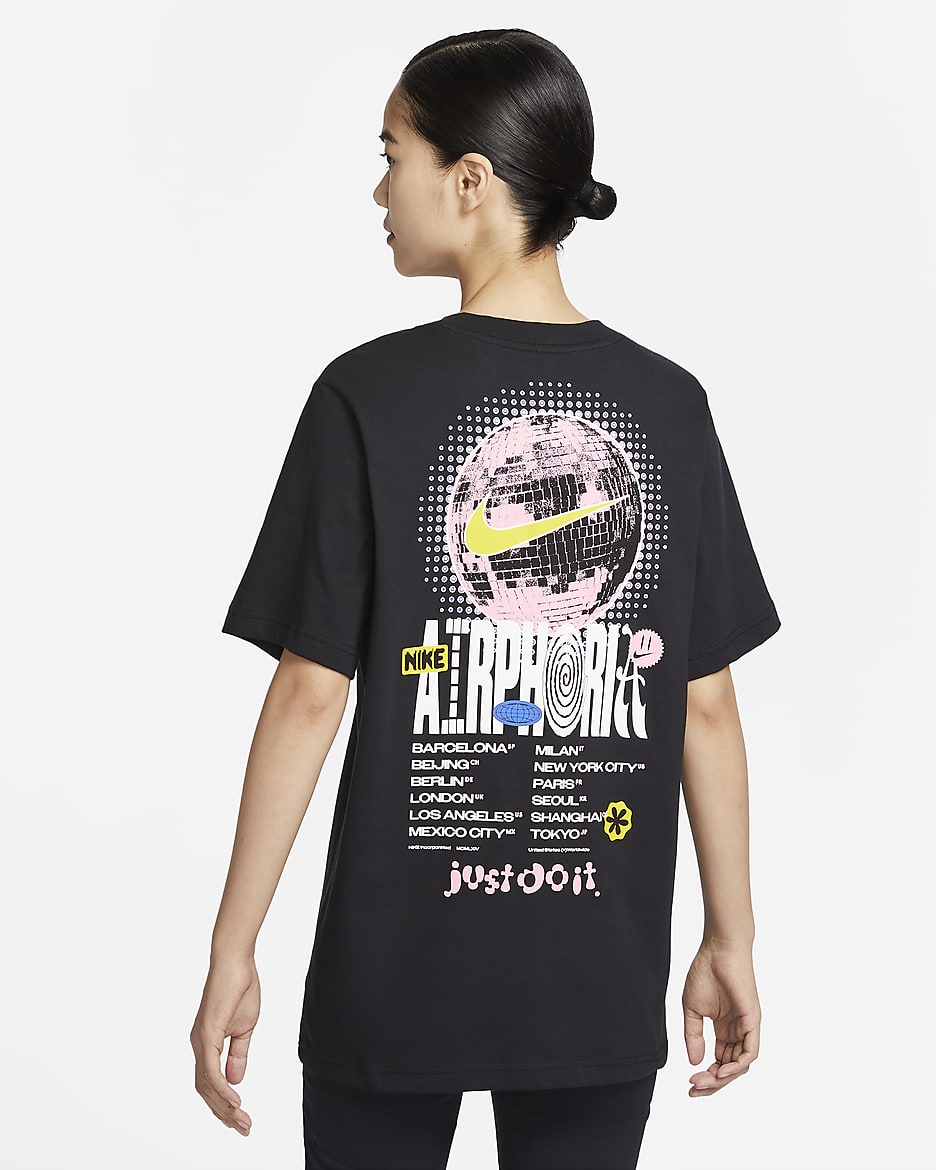 NIKE公式】ナイキ スポーツウェア ウィメンズ グラフィック Tシャツ.オンラインストア (通販サイト)